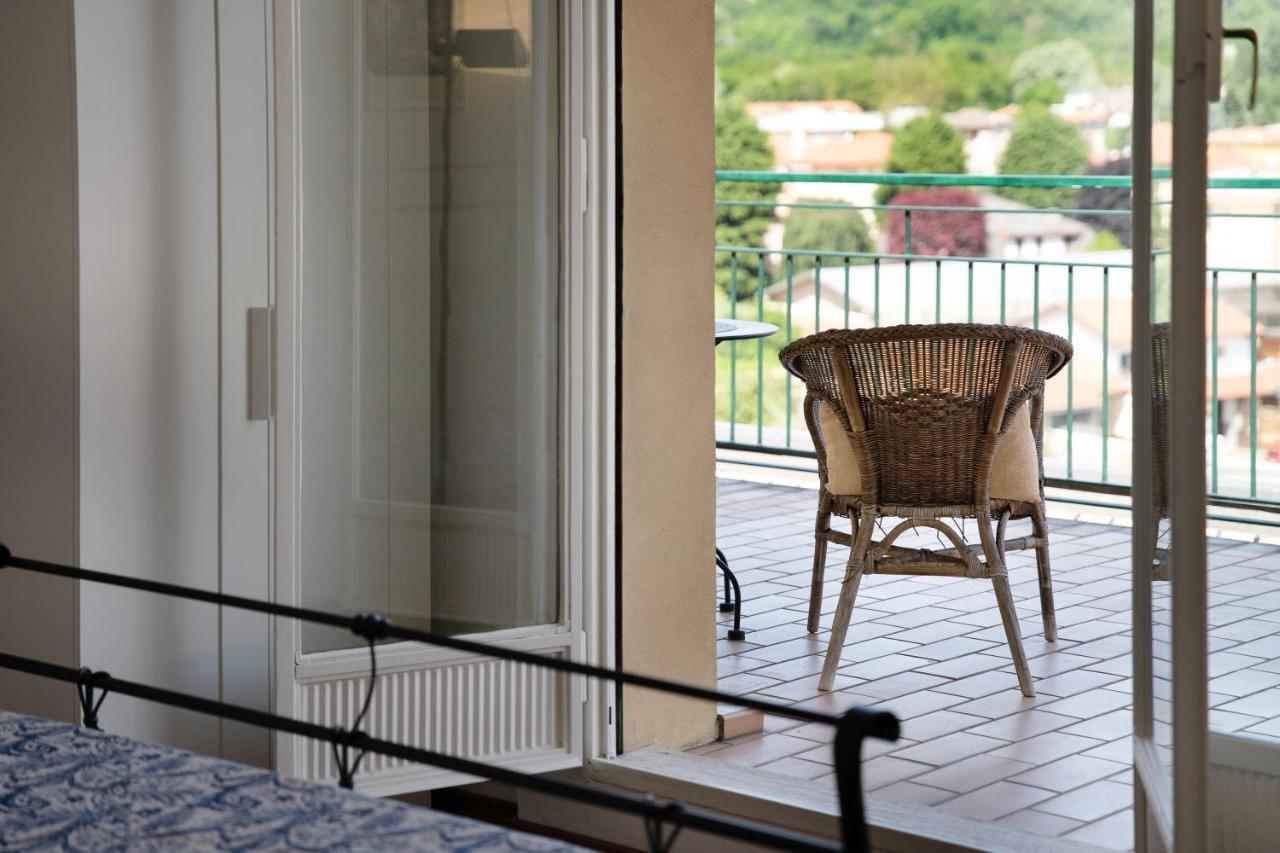 La Casa Del Riccio Apartment อาโรนา ภายนอก รูปภาพ