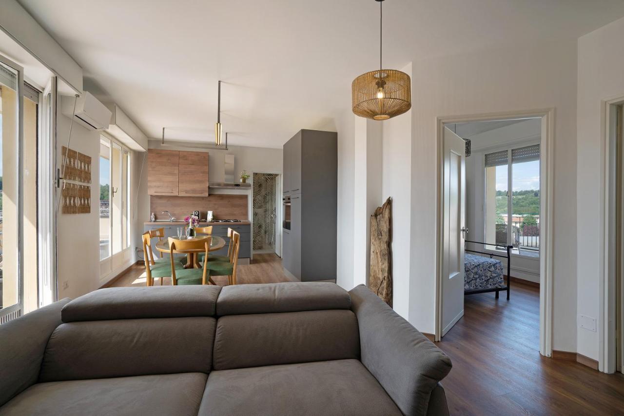 La Casa Del Riccio Apartment อาโรนา ภายนอก รูปภาพ
