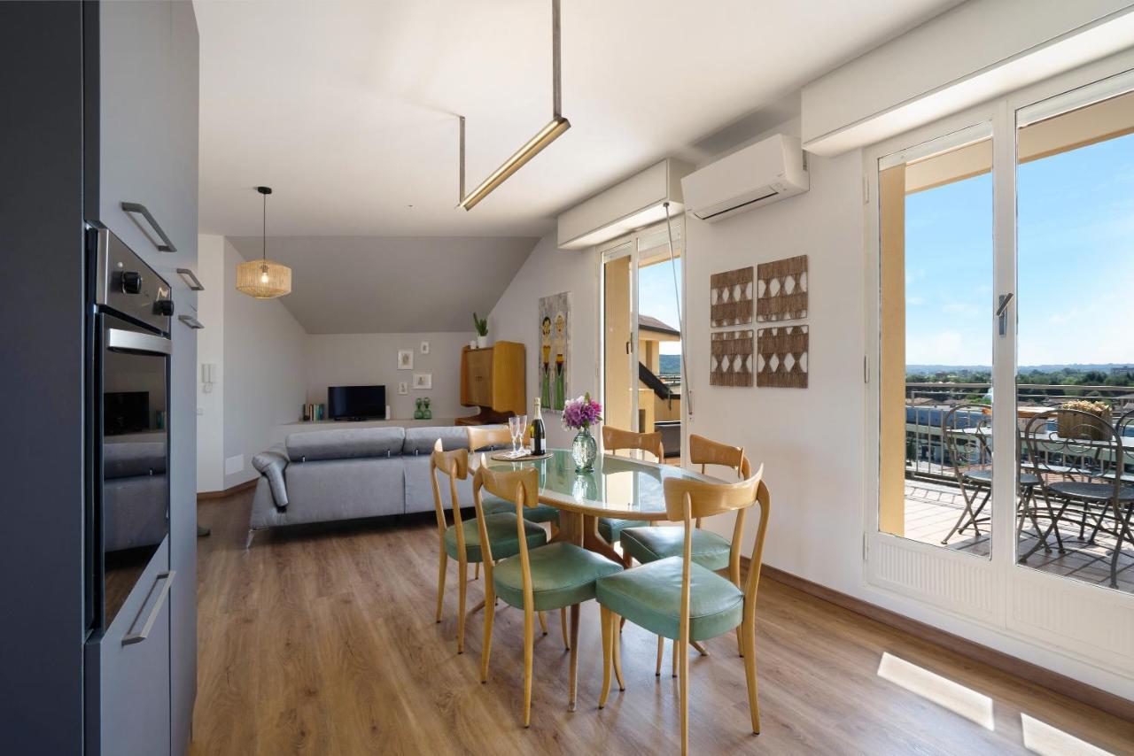 La Casa Del Riccio Apartment อาโรนา ภายนอก รูปภาพ