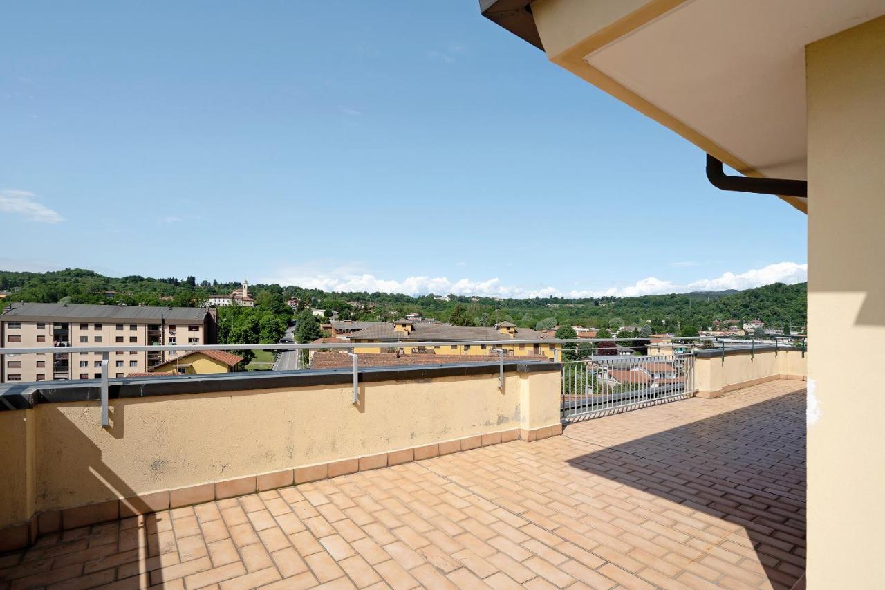 La Casa Del Riccio Apartment อาโรนา ภายนอก รูปภาพ